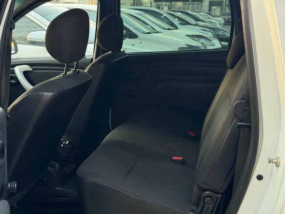 2013 Lada (ВАЗ) Largus I, белый, 660000 рублей - вид 15