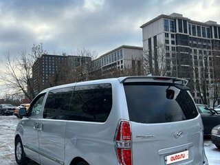 2008 Hyundai Grand Starex I, серый, 1500000 рублей, вид 4