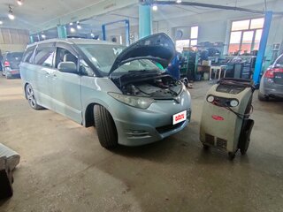 2008 Toyota Estima III, серебристый, 600000 рублей, вид 2