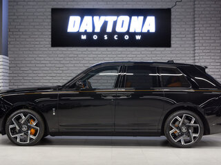 2026 Rolls-Royce Cullinan Black Badge I Рестайлинг (Series II), чёрный, 58500000 рублей, вид 5