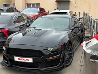 2020 Ford Mustang VI Рестайлинг, чёрный, 3000000 рублей, вид 3