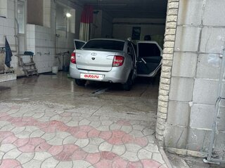 2018 Lada (ВАЗ) Granta I, серебристый, 600000 рублей, вид 4