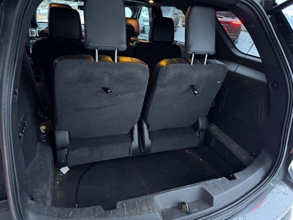 2014 Ford Explorer V, серый, 1780000 рублей - вид 2