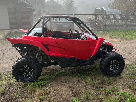 2020 Yamaha YXZ 1000R, красный, 1150000 рублей, вид 4
