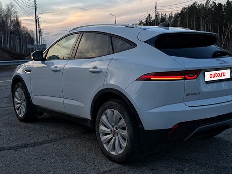 2020 Jaguar E-Pace I, белый, 2690000 рублей, вид 5