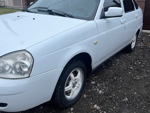 2011 Lada (ВАЗ) Priora I, белый