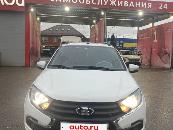 2021 Lada (ВАЗ) Granta I Рестайлинг, белый, 700000 рублей