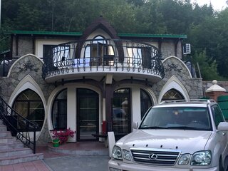 2005 Lexus LX 470 II Рестайлинг, бежевый, 2500000 рублей, вид 1