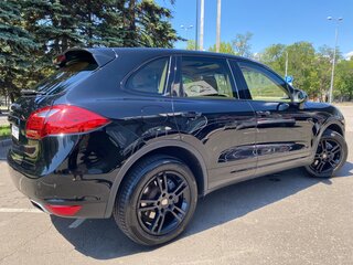 2010 Porsche Cayenne II (958), чёрный, 2850000 рублей, вид 3