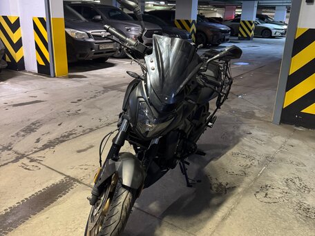 2018 Bajaj Dominar 400, чёрный, 320000 рублей, вид 2