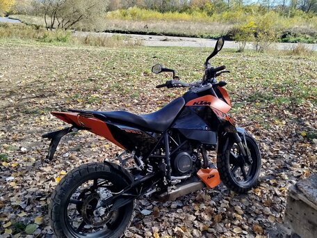 2010 KTM 690 Duke, оранжевый, 300000 рублей, вид 4