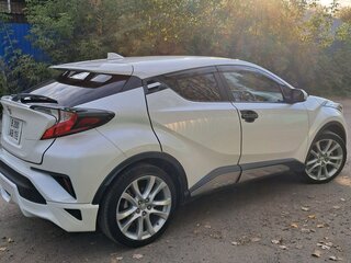 2016 Toyota C-HR I, белый, 1890000 рублей, вид 4