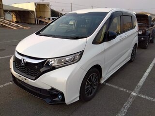 2018 Honda Freed II, белый, 1800000 рублей, вид 2