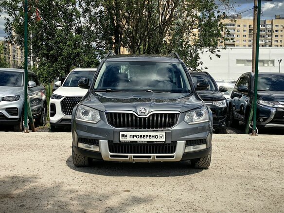 2017 Skoda Yeti I Рестайлинг, серый - вид 2