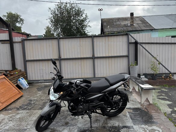 2021 Bajaj Pulsar 125, чёрный, 140000 рублей - вид 3