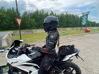 2008 Kawasaki Ninja 250R, чёрный, 300000 рублей, вид 2