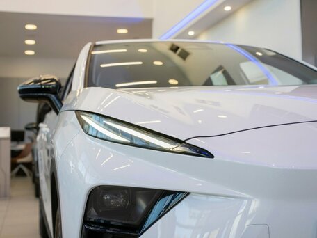 2026 Omoda C5 II, белый, 2325510 рублей, вид 4
