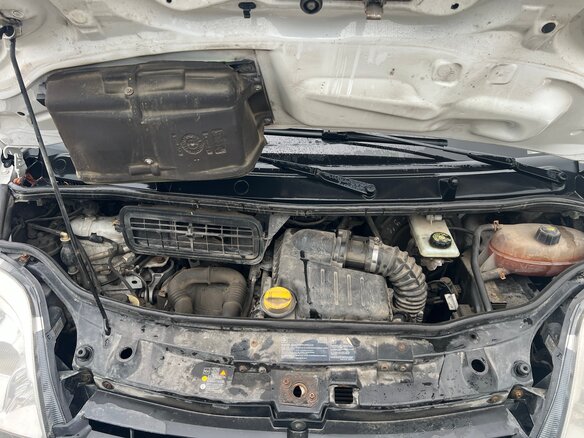 2009 Renault Trafic, белый, 1100000 рублей - вид 21