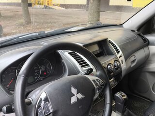 2008 Mitsubishi Pajero Sport II, серебристый, 1450000 рублей, вид 4