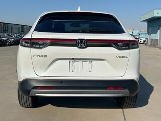 2024 Honda Vezel II, белый, 2778000 рублей, вид 4