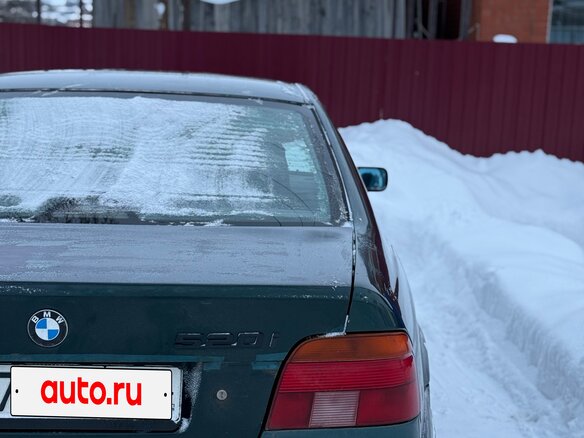 1998 BMW 5 серии 520i IV (E39), зелёный, 500000 рублей - вид 4