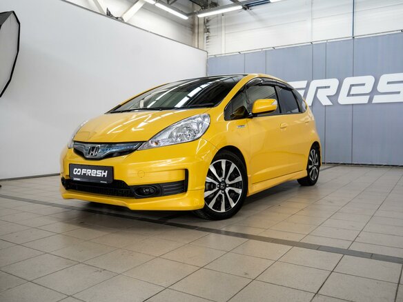 2012 Honda Fit Hybrid II, жёлтый, 1109000 рублей - вид 5