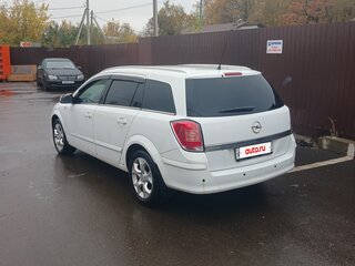 2012 Opel Astra H Рестайлинг, белый, 580000 рублей, вид 3