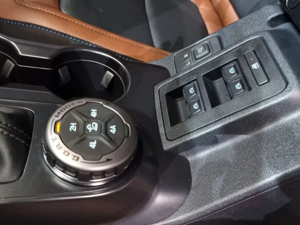 2024 Ford Bronco VI, синий, 7300010 рублей - вид 17