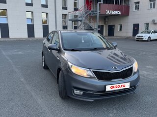 2016 Kia Rio III Рестайлинг, серый, 950000 рублей, вид 2