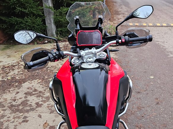 2019 BMW F 850 GS, красный, 1100000 рублей - вид 1