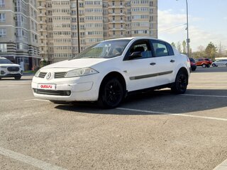 2006 Renault Megane II Рестайлинг, белый, 440000 рублей, вид 2