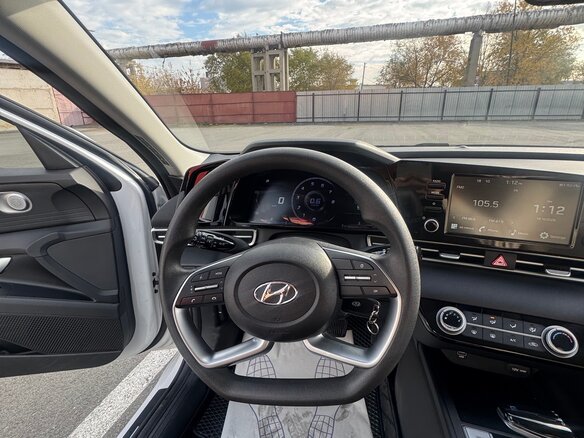 2023 Hyundai Elantra VII (CN7), белый, 2200000 рублей - вид 5