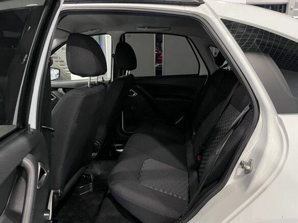 2019 Lada (ВАЗ) Granta I Рестайлинг, белый, 725000 рублей - вид 22