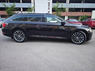 2017 Skoda Superb III, коричневый, 2450000 рублей, вид 4
