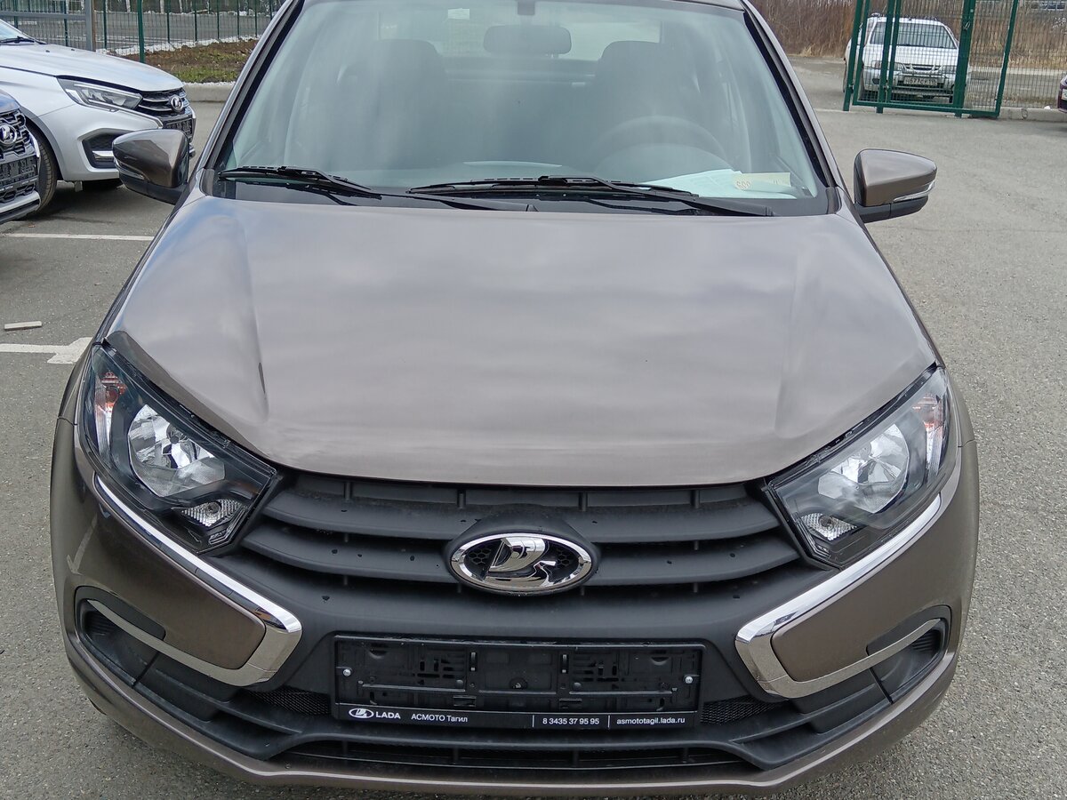 Открыть фотографии: Lada (ВАЗ) Granta I Рестайлинг