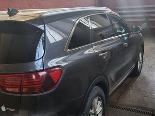 2018 Kia Sorento III Prime Рестайлинг, серый, 1900000 рублей, вид 5