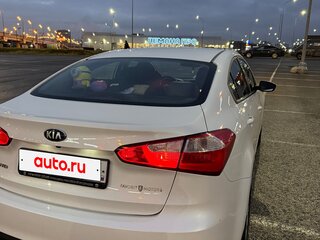 2013 Kia Cerato III, белый, 1200000 рублей, вид 5