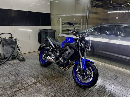 2018 Yamaha MT-09 (FZ-09), синий, 950000 рублей, вид 3