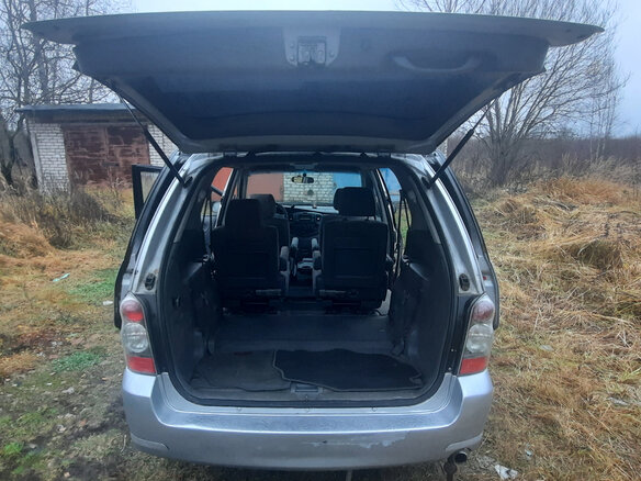 2004 Mazda MPV II (LW) Рестайлинг, серебристый, 750000 рублей - вид 3