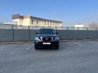 2010 Nissan Patrol VI (Y62), пурпурный, 1500000 рублей, вид 3