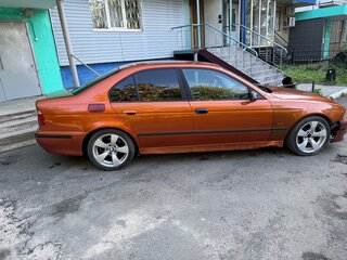 1998 BMW 5 серии 520i IV (E39), оранжевый, 375000 рублей, вид 3