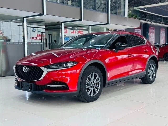 Открыть фотографии: Mazda CX-4 I Рестайлинг