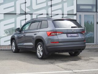2018 Skoda Kodiaq I, серый, 1872000 рублей, вид 3