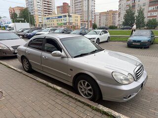 2010 Hyundai Sonata ТагАЗ IV (EF) Рестайлинг, серебристый, 400000 рублей, вид 3