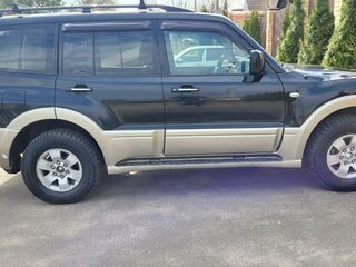 2003 Mitsubishi Montero III, чёрный, 1159000 рублей, вид 4