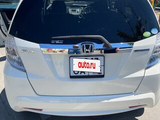 2011 Honda Fit Hybrid II, белый, 830000 рублей, вид 4