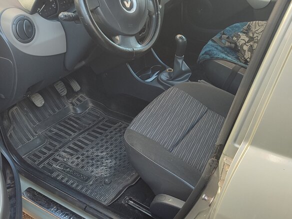 2011 Renault Logan I Рестайлинг, бежевый, 499000 рублей - вид 6