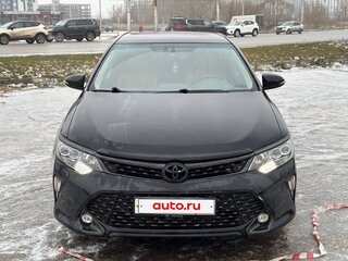 2018 Toyota Camry VII (XV50) Рестайлинг 2, чёрный, 1915000 рублей, вид 2