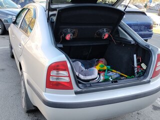 2004 Skoda Octavia I (A4) Рестайлинг, серебристый, 450000 рублей, вид 5