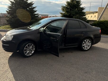2008 Volkswagen Jetta V, чёрный, 570000 рублей, вид 5